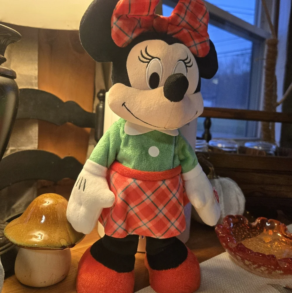Jingle Bells Minnie Mouse - Picture 3 of 7